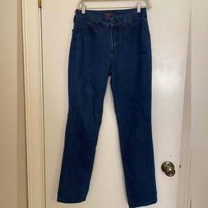 NYDJ women’s Marilyn straight leg blue animal print slimming jeans size 6